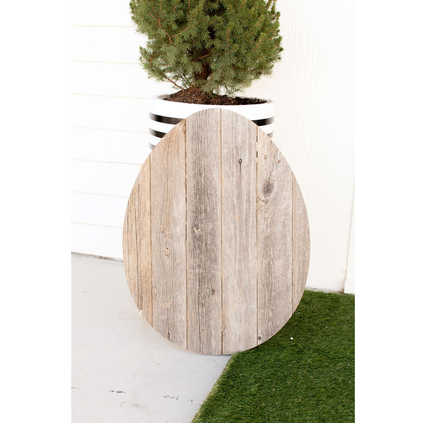 24" Rustic Farmhouse Gray Wood Large Egg