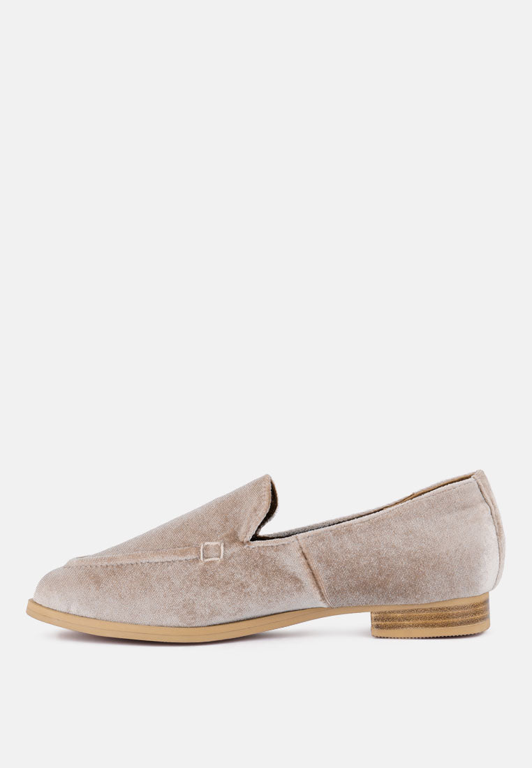 luxe-lap velvet handcrafted loafers-17