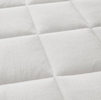 Overfilled Cloud Soft Waterproof Mattress Pad