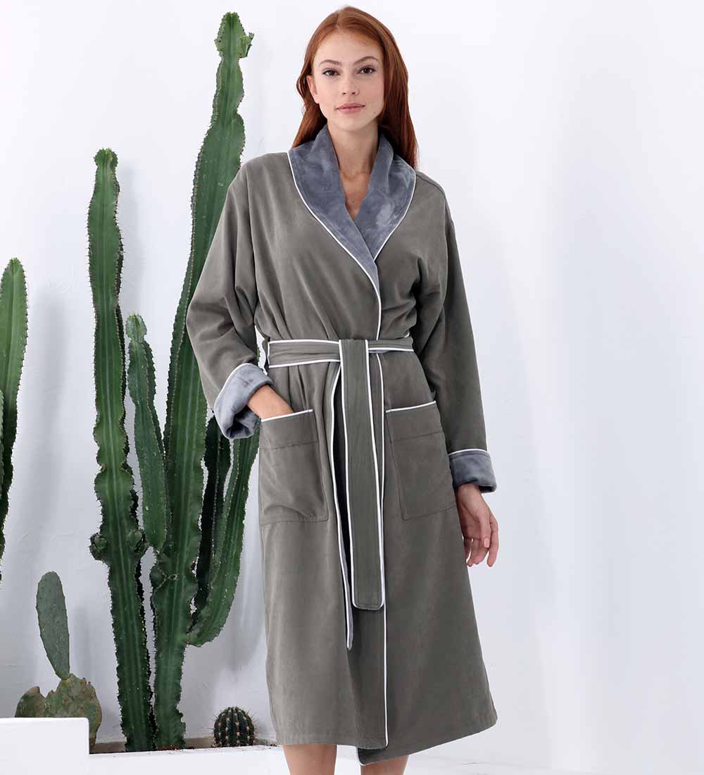 Women's Plush Microfiber Spa Robe-12