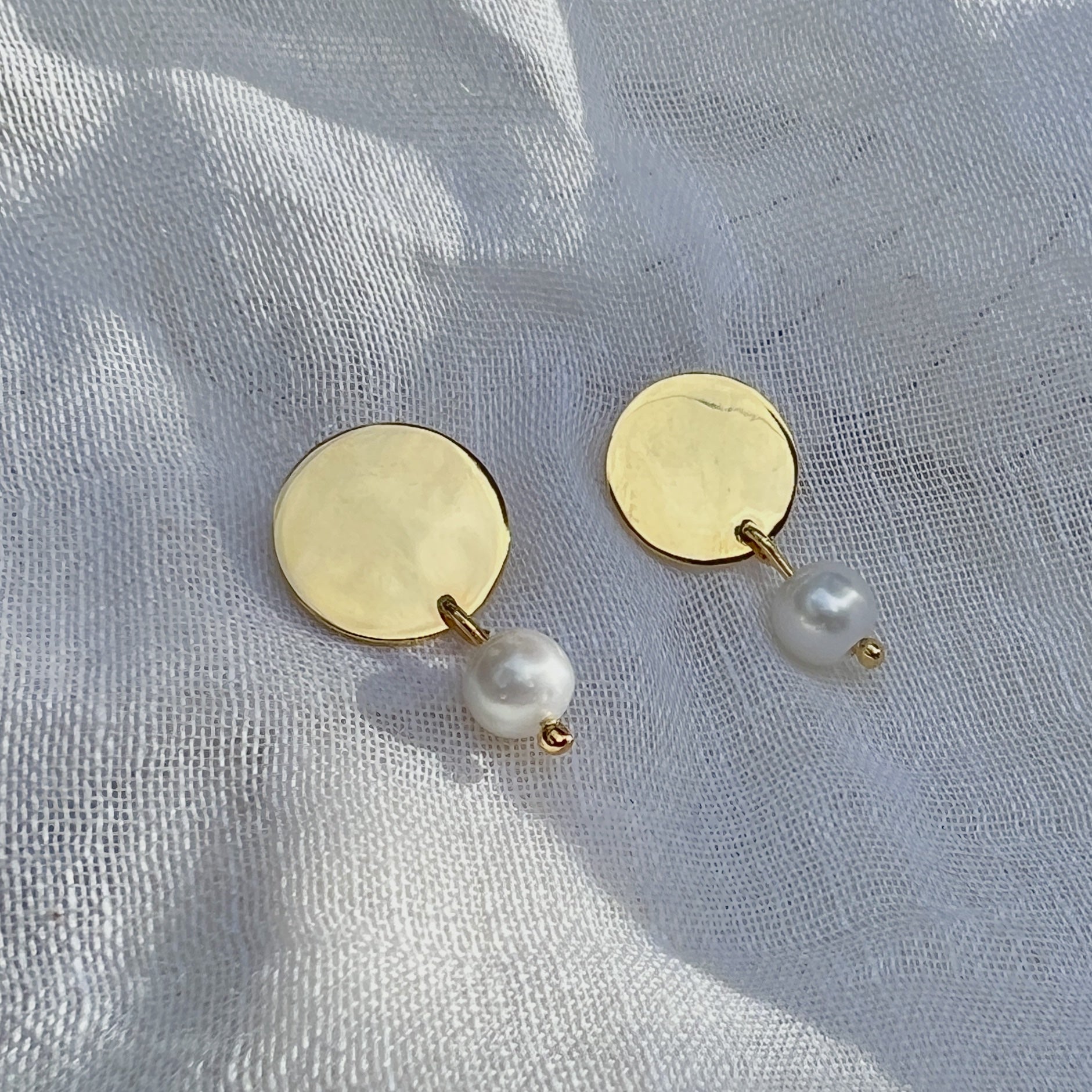 Freshwater Pearl Disc Earrings-3