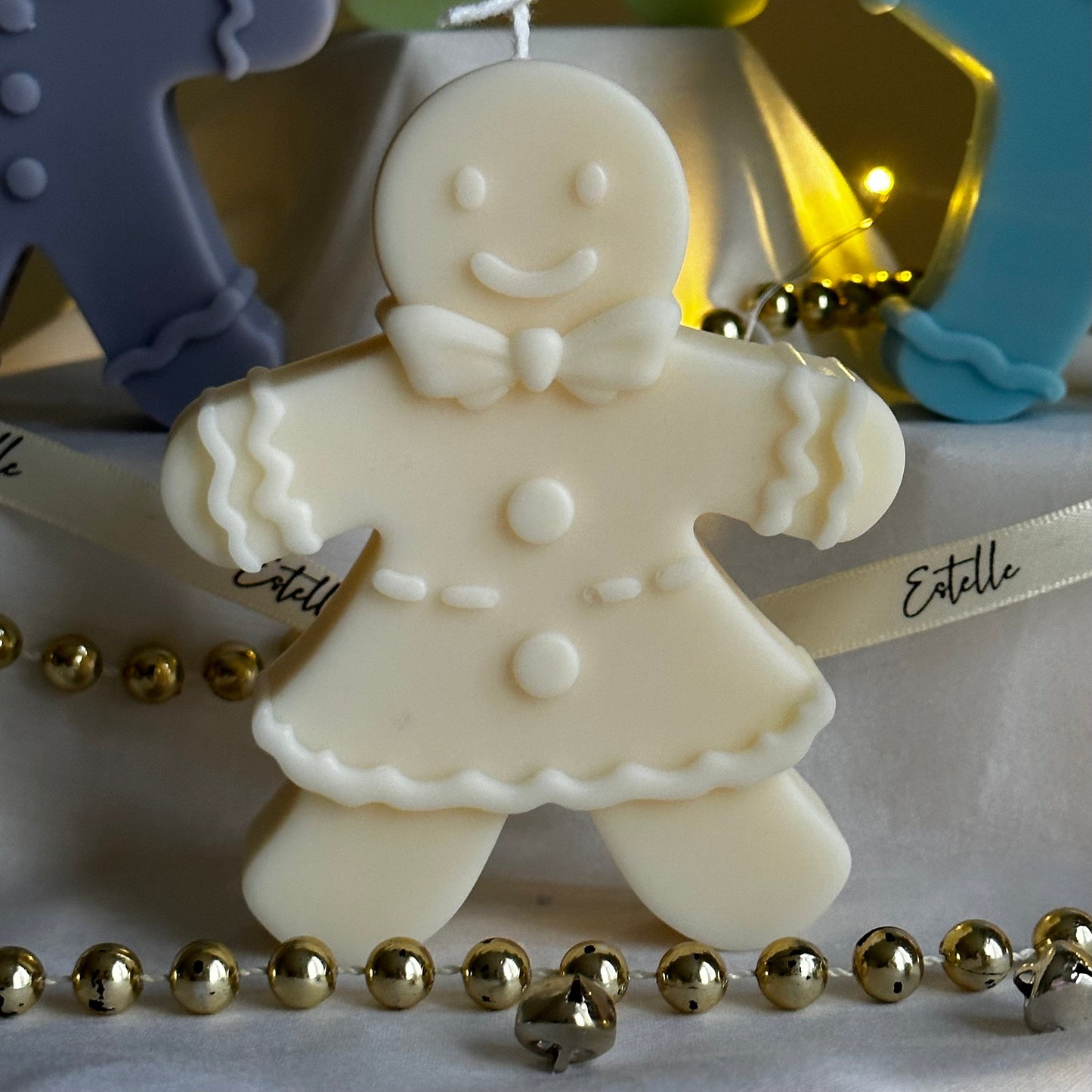 Cute Gingerbread Candle-1