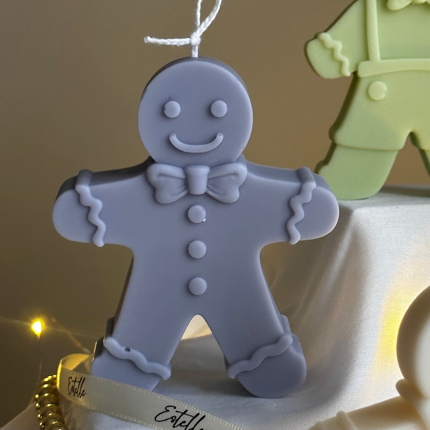 Cute Gingerbread Candle-4