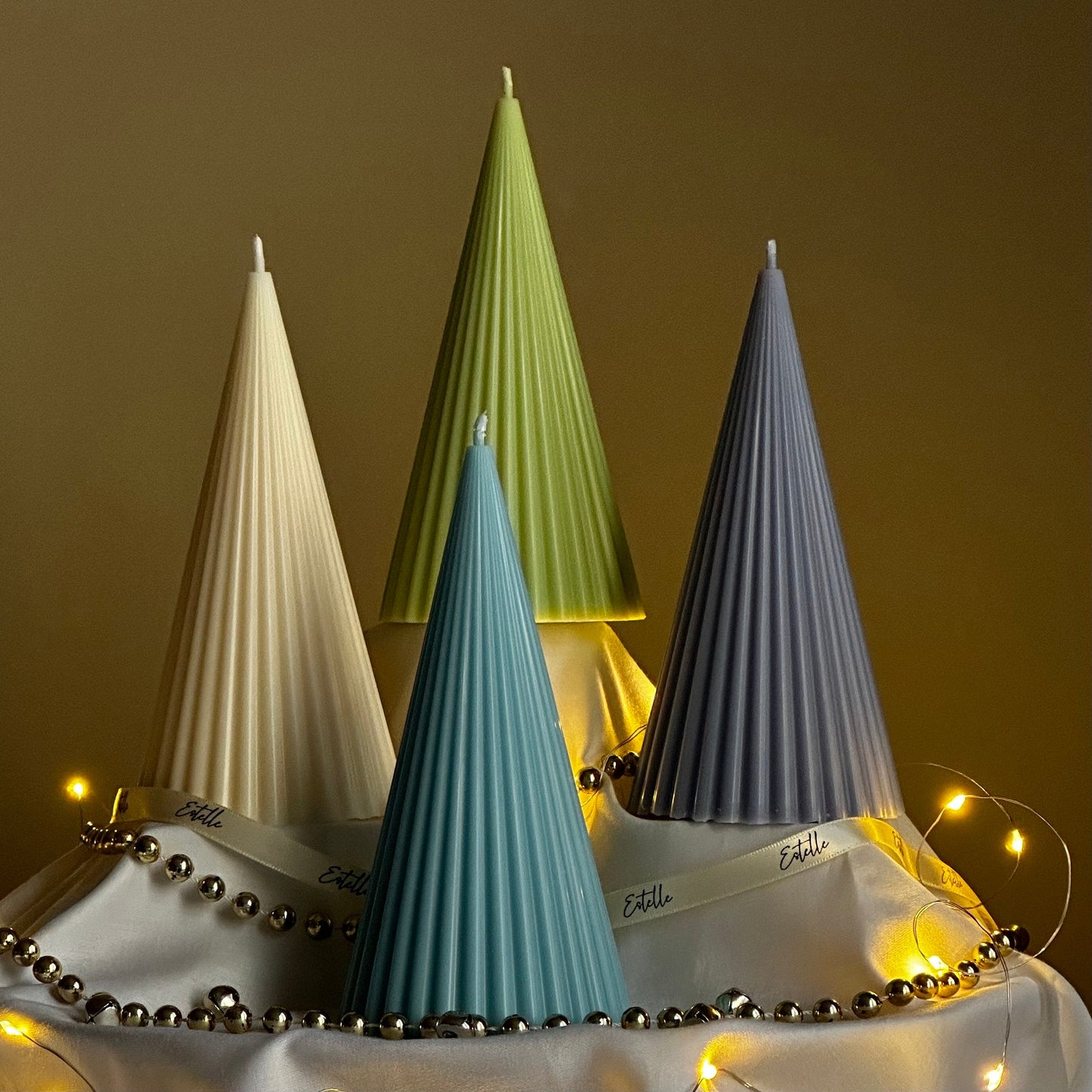 Minimalist Christmas Ribbed Cone Candle-4