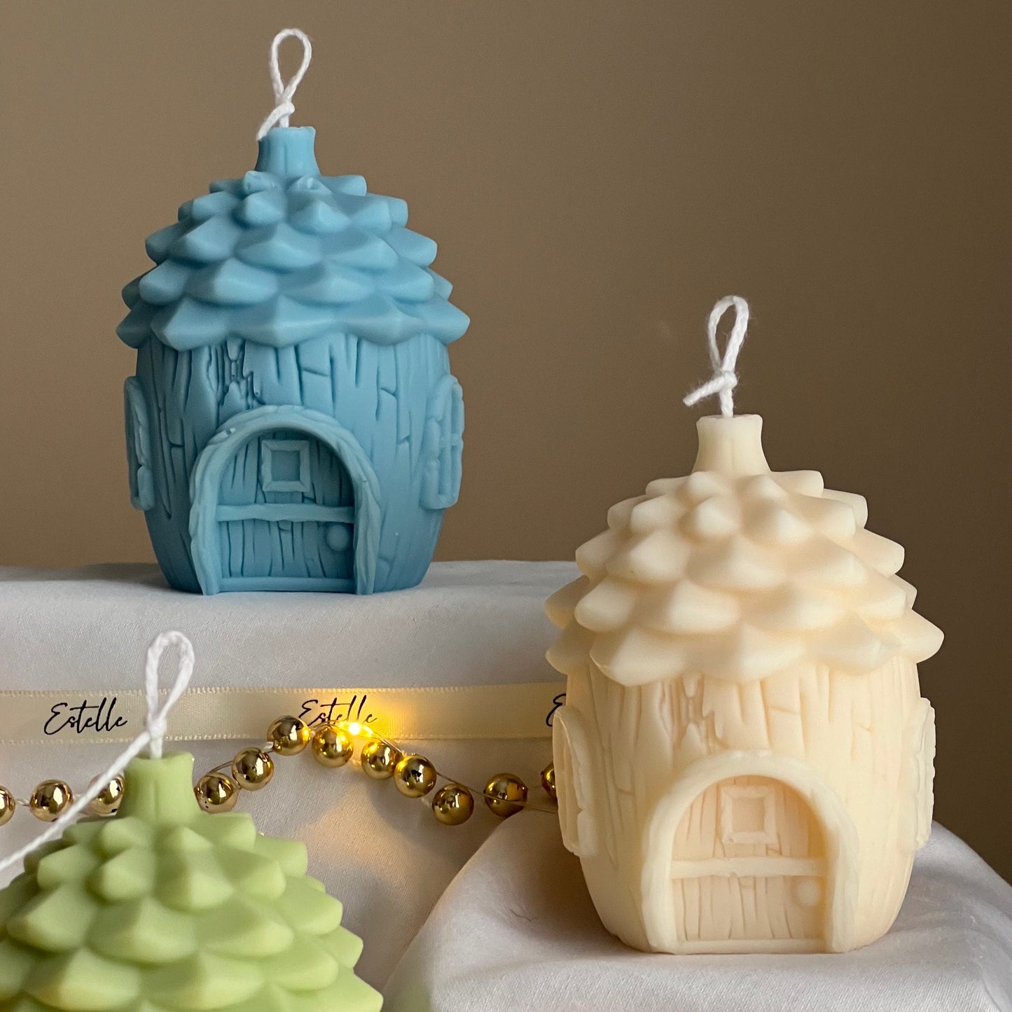 Pine Cone Christmas House Candle-3