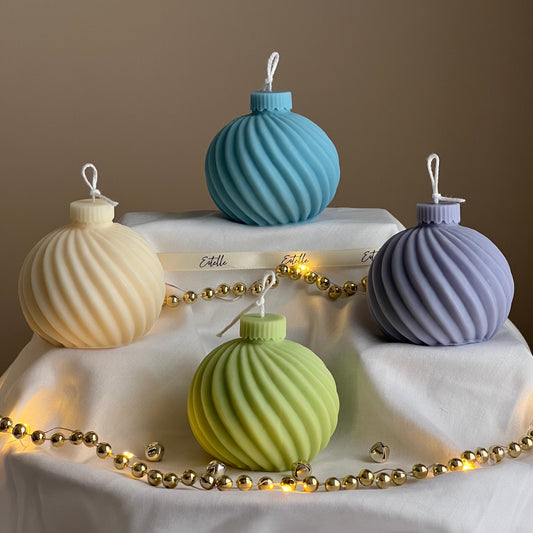 Swirl Christmas Bauble Candle-0