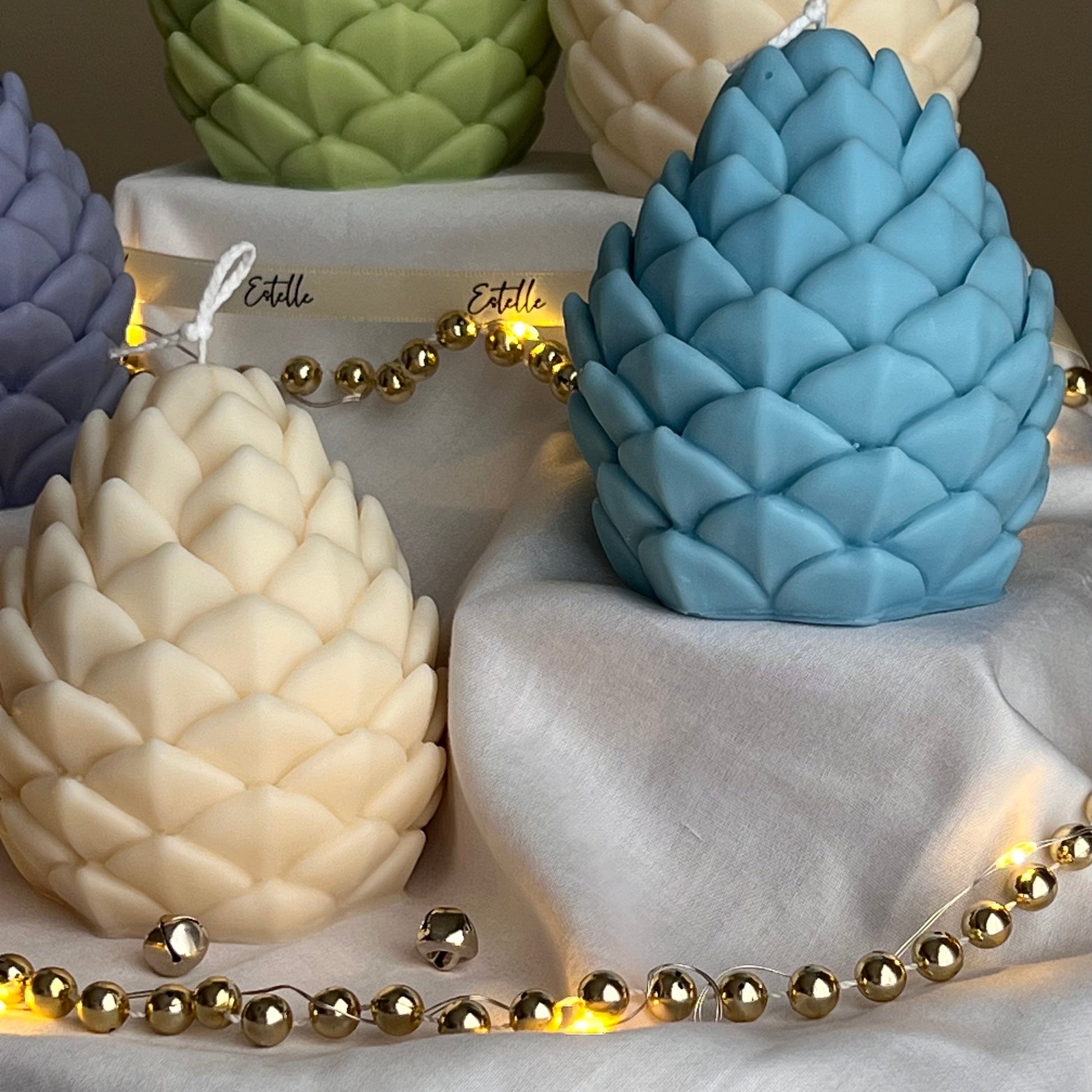 Pine Cone Candle-1